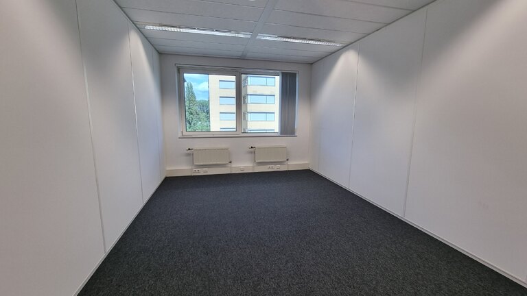 BusinessCenter Delta Unit 27